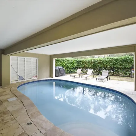 Corine Lane 13 Villa